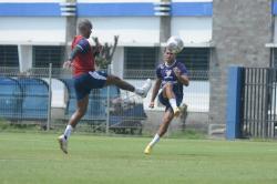 Liga 1 Belum Jelas, Persib Bandung Tetap Genjot Fisik Para Pemain<