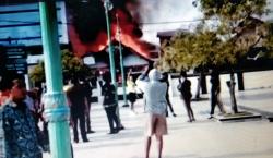  Rumah Dekat Masjid Agung Demak Terbakar, Pengunjung dan Warga Panik<