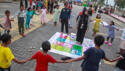 Anak-Anak Korban Banjir Diberikan Terapi Trauma Healing