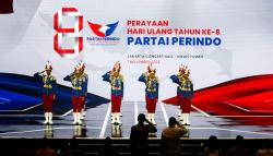 Pasheman’90 Tampil Memukau saat HUT Partai Perindo, Presiden Jokowi Berikan Hormat