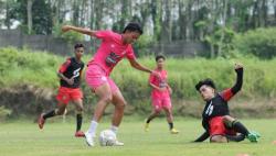 Arema FC Kembali Berlatih, Kuncoro: Demi Keluarga Korban Tragedi Kanjuruhan