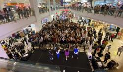 Ribuan Penonton GTV Padati Meet & Greet Amazing All Stars Fest, Ketemu Langsung Artis Kesayangan<