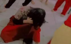 Bak Adegan Bully di Film, Siswi SD Ditendang dan Diinjak Sambil Disorak dalam Kelas