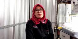 Jadi Korban PHK, Perempuan Ini Sukses Raih Omzet Rp90 Juta dari Jualan Piscok