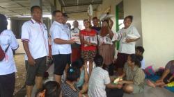 Bantu Ringankan Beban Korban Banjir, Partai Perindo Sunggal Bagikan 5 Kg Beras