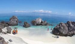 Mengintip Kecantikan Pulau Failonga, Surga Tersembunyi di Maluku Utara