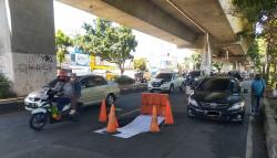 Jalan KH Soleh Iskandar Kota Bogor Amblas Berbentuk Lubang Besar<
