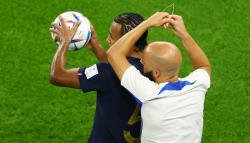 Pelatih Prancis Semprot Jules Kounde Gegara Kalung Emas di Piala Dunia 2022, Begini Ceritanya