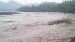 Bupati Lumajang Ingatkan Warga Waspadai Banjir Lahar Dingin akibat Erupsi Gunung Semeru