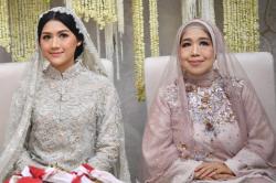  Begini Penampilan Erina Gudono saat Pengajian Khataman Al-Qur'an di Rumahnya
