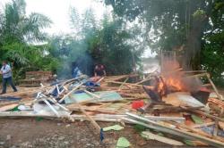 Polisi Gerebek Kampung Narkoba Pulau Pandan Jambi, Pelaku Melarikan Diri