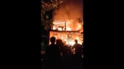 Nyalakan Lilin dan Ditinggal Pergi, Rumah di Jombang Ludes Terbakar