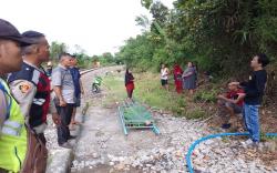  Seorang Nenek Tewas Tertabrak Kereta Api di Lahat Sumsel <