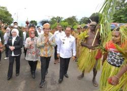 Peringati Puncak HBT ke-72 di Merauke, Gus Halim: 2 Desa Transmigrasi Siap jadi Desa Mandiri<