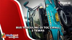 Tabrak Pembatas Jalan, Bus Sarat Penumpang Terguling di Tol Cipali, 2 Tewas