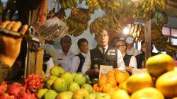 Cek Harga Kebutuhan Pokok di Pasar Atas Baru Cimahi, Gubernur Jabar Temukan Ini