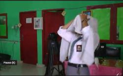 Siswi Salah Satu SMK di Prabumulih Diwajibkan Lepas Jilbab untuk Pengambilan Foto Ijazah<