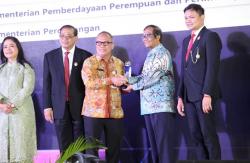 Kementan Raih Peringkat 1 Kementerian Paling Informatif 2022 dari KIP