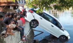 Minibus Terjun ke Laut di Baubau, Pemilik Kabur