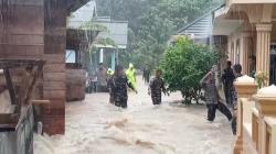 Ringankan Beban Korban Banjir di Natuna, Sowan Salurkan Makanan Cepat Saji