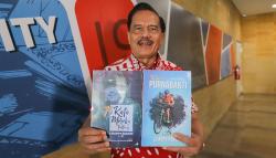 Luncurkan 5 Buku, Chappy Hakim Raih Rekor MURI