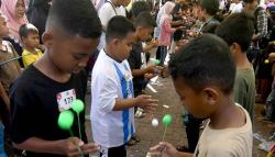 Viral hingga Dimainkan Jokowi, Ternyata Latto-latto Bukan Mainan Asli Indonesia