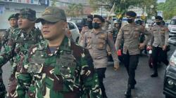 Makin Kompak, TNI dan Polri di Manado Jalan Sehat Bersama<