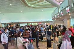 Jelang Nataru, Penumpang di Bandara YIA Naik 2.500 Orang