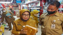 DKK Salatiga Razia Makanan dan Minuman Jelang Nataru, Ini Hasilnya