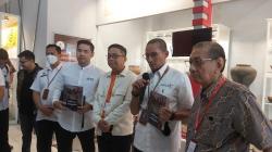 Launching Buku di Ubaya, Menparekraf Sandiaga Uno Ajak Masyarakat Ciptakan Demokrasi Sejuk<