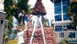Unik, Pohon Natal di Gereja Katedral Purwokerto Ini Terbuat dari Serabut Kelapa Bekas