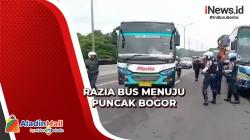 Uji Kelayakan Kendaraan, Petugas Razia Bus di Jalur Puncak Bogor