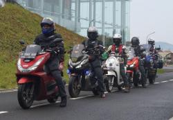 Tips Mengendarai Motor Matik di Jalanan Macet, Selain Skill Ini yang Harus Diperhatikan
