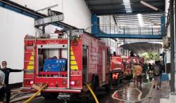 Pabrik Bra di Bantul Terbakar, Asap Hitam Pekat Membubung Tinggi