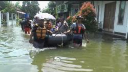 Desa Dorang Jepara Dikepung Banjir, 150 Rumah Terendam, Ratusan Warga Mengungsi<