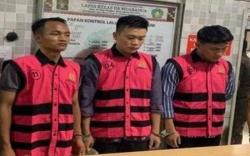 Ini Satpam dan 2 Pegawai Bank di OKU Selatan yang Tilap Uang Nasabah Rp1,3 Miliar<