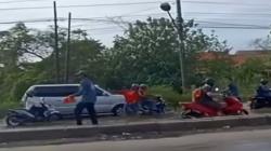 Berlubang akibat Banjir, Jalan Raya Demak-Semarang Rawan Kecelakaan
