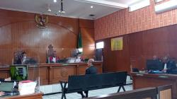 Sidang Dugaan Penipuan dan Penggelapan, Kuasa Hukum Irfan Suryanegara Hadirkan 2 Saksi Ahli<