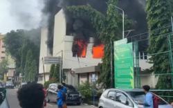 Kebakaran Gedung Polsri Dipicu 2 Bocah Main Korek Api