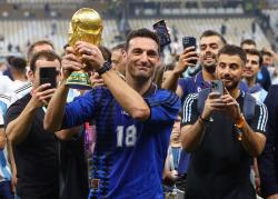 Daftar Nominasi Pelatih Terbaik FIFA 2022: Scaloni Bersaing dengan Ancelotti