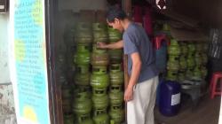 Warga Bandung Keluhkan Aturan Pembatasan Pembelian Gas Elpiji 3 Kg dengan KTP