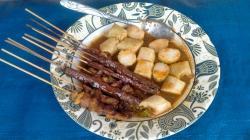 Kuliner Sate Gecek Khas Indramayu, Banyak Diburu Warga Keturunan Tionghoa
