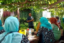  Mudahkan Pemasaran, Petani Yogya Kompak Kembangkan Minuman Bermerek Sama<