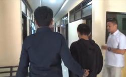 Tak Terima Ditegur Pakai Knalpot Bising, Pria Ini Serang Warga dengan Busur