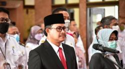 Dilantik Jadi Sekda Surabaya, Ikhsan Dapat Pesan dari DPRD