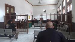 Hakim Tolak Eksepsi Terdakwa Pemilik Bangunan di Surya Sumantri Bandung, Perkara Dilanjutkan