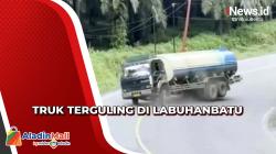 Detik-Detik Truk Pengangkut CPO Seberat 23 Ton Terguling di Labuhanbatu