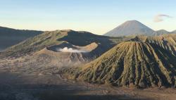 Aktivitas Gunung Bromo Meningkat, Wisatawan Diminta Waspada