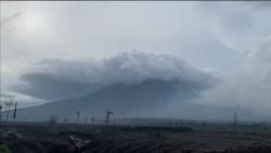 Gunung Semeru Kembali Erupsi 21 Kali, Status Masih Siaga  