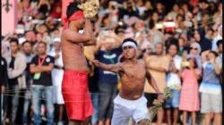 Tradisi Pukul Sapu di Maluku, Budaya Luhur Mengenang Kisah Para Pejuang<